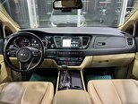 Kia Carnival-19