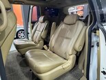 Kia Carnival-15