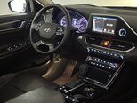 Hyundai Grandeur-16