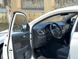 Hyundai Accent-14