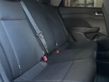 Hyundai Accent-11