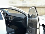 Hyundai Accent-7