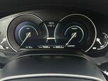 BMW 530e-15