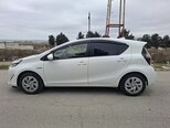 Toyota Aqua-2