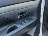 Mitsubishi Outlander-10
