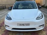 Tesla Model Y-1