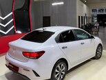 Kia Rio-8