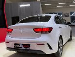 Kia Rio-9