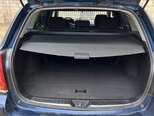 Toyota Avensis-8
