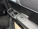 Hyundai Santa Fe-11