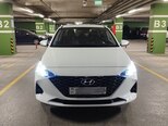 Hyundai Accent-1