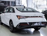 Hyundai Elantra-5