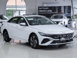 Hyundai Elantra-1