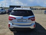 Kia Sorento-4