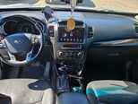 Kia Sorento-10