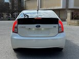 Toyota Prius-9
