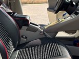 Toyota Prius-13