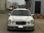 Mercedes E 320-11