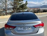 Hyundai Elantra-2