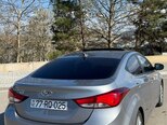 Hyundai Elantra-3