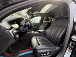 BMW 530e-19