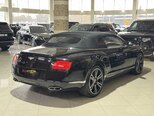 Bentley Continental GTC-14