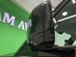 Land Rover Defender-21