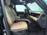 Land Rover Defender-10