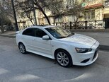 Mitsubishi Lancer-2