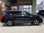 Kia Sorento-14