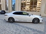 Toyota Camry-5