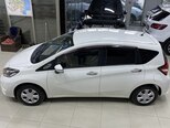Nissan Note-8