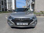 Hyundai Elantra-1