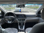 Hyundai Elantra-3
