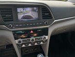 Hyundai Elantra-12