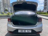 Hyundai Elantra-17
