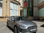 Hyundai Elantra-1