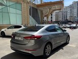 Hyundai Elantra-5