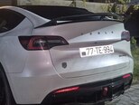 Tesla Model Y-21