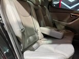 Hyundai Elantra-21