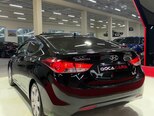 Hyundai Elantra-9