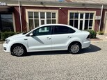 Volkswagen Polo-5