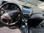 Hyundai Elantra-6