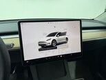 Tesla Model Y-10
