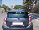 Toyota Prius C-6