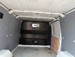 Ford Transit-13
