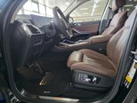 BMW X7-31