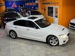 BMW 330-4