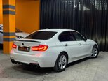 BMW 330-11