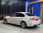BMW 330-10